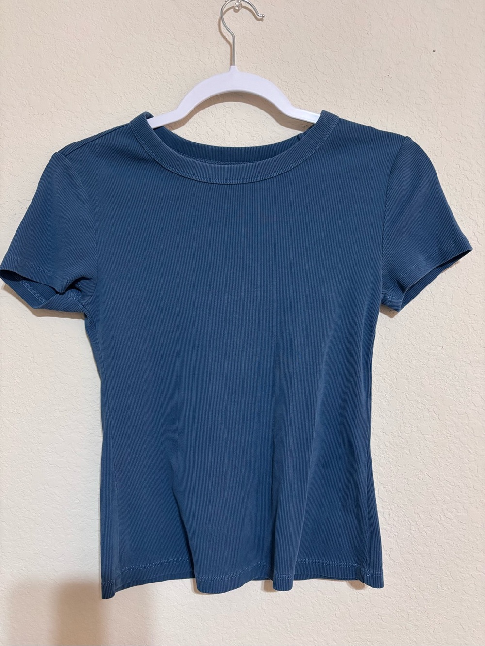 Old Navy Women's Navy Short-Sleeve Crew Tee